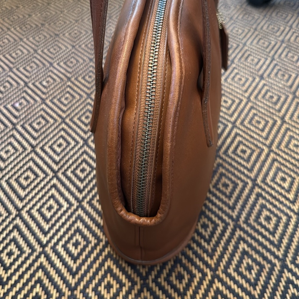 Vintage Coach Asheville zip 9089 British tan dome bowler - Picture 9 of 16